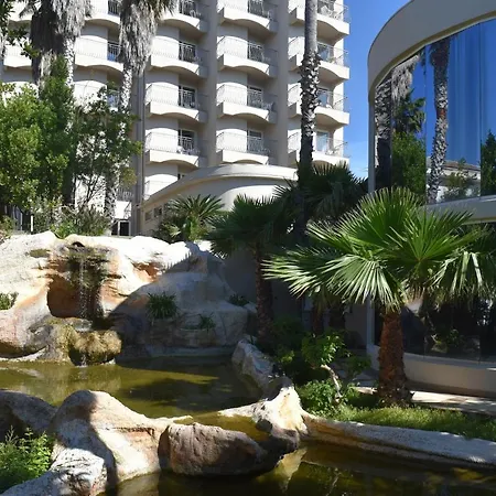 Otel Ostella & 4*