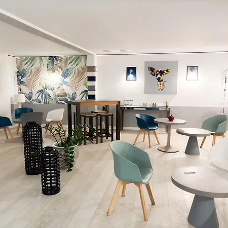 Ostella & バスティア