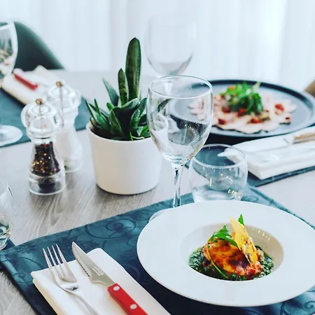 Ostella & 호텔 바스티아