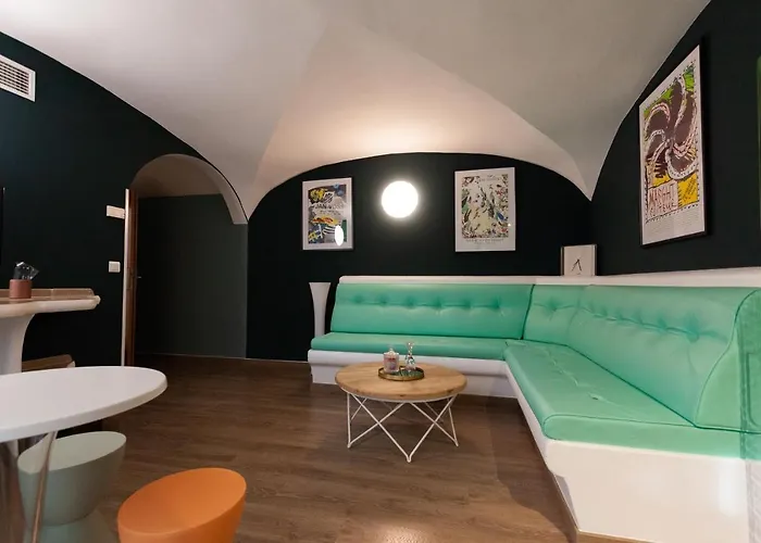 Ostella & Hotell Bastia (Corsica)