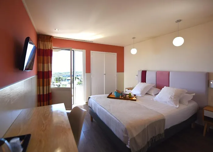 Hotel Ostella &